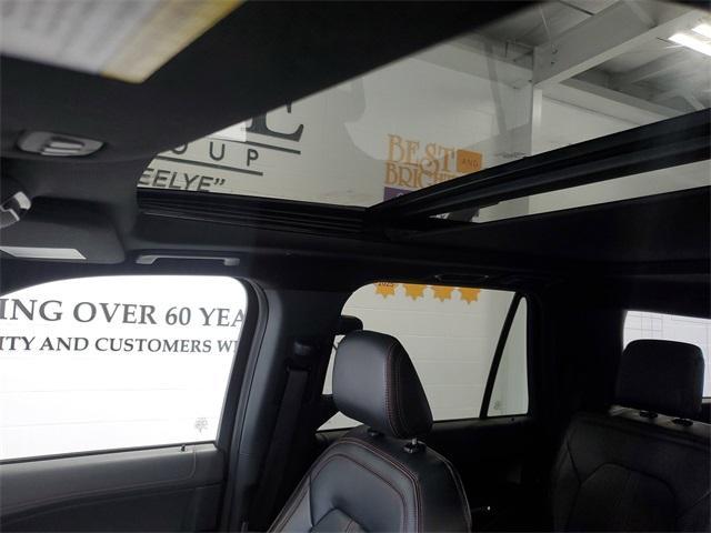 used 2023 Ford Expedition car, priced at $60,998