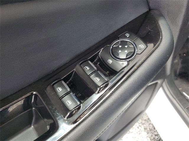 used 2020 Ford Edge car, priced at $18,998