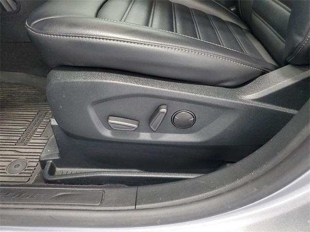 used 2022 Ford Edge car, priced at $25,498