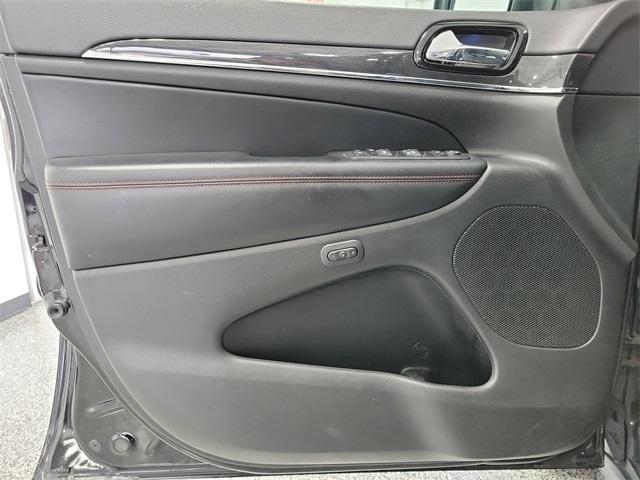 used 2021 Jeep Grand Cherokee car, priced at $28,998
