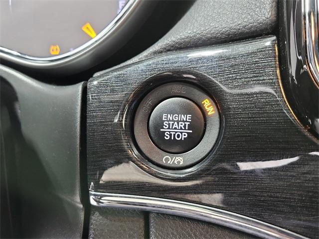 used 2021 Jeep Grand Cherokee car, priced at $28,998