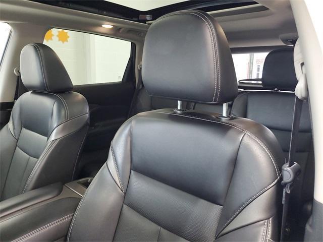 used 2021 Nissan Murano car, priced at $25,000