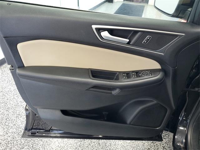 used 2023 Ford Edge car, priced at $22,000