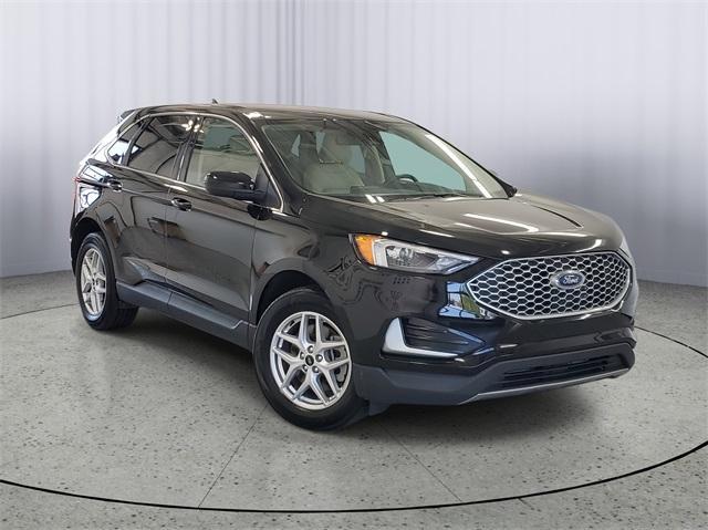 used 2023 Ford Edge car, priced at $22,000