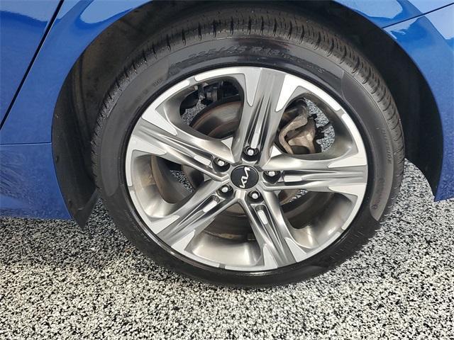 used 2024 Kia K5 car, priced at $25,000