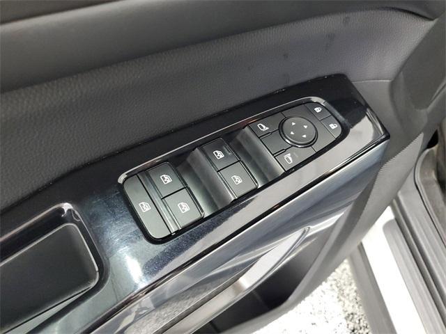 used 2022 Nissan Pathfinder car, priced at $28,998