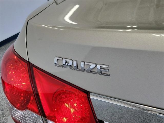used 2016 Chevrolet Cruze Limited car, priced at $11,195