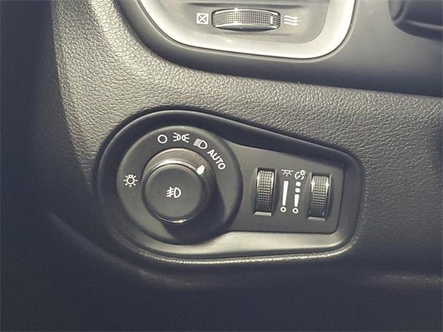 used 2021 Jeep Renegade car, priced at $18,998