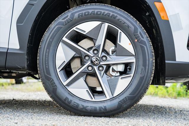 new 2025 Hyundai TUCSON Hybrid car, priced at $38,320