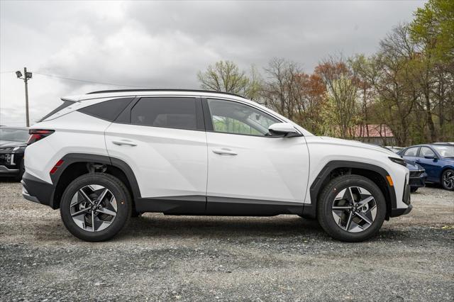 new 2025 Hyundai Tucson car, priced at $32,105