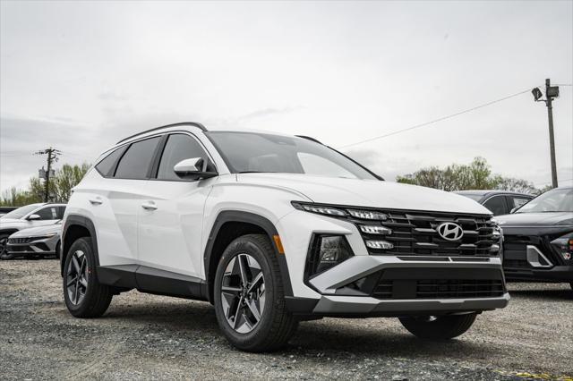 new 2025 Hyundai Tucson car, priced at $32,105