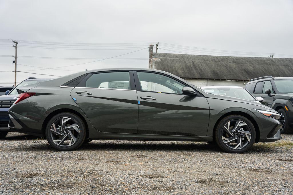 new 2025 Hyundai ELANTRA HEV car, priced at $24,654