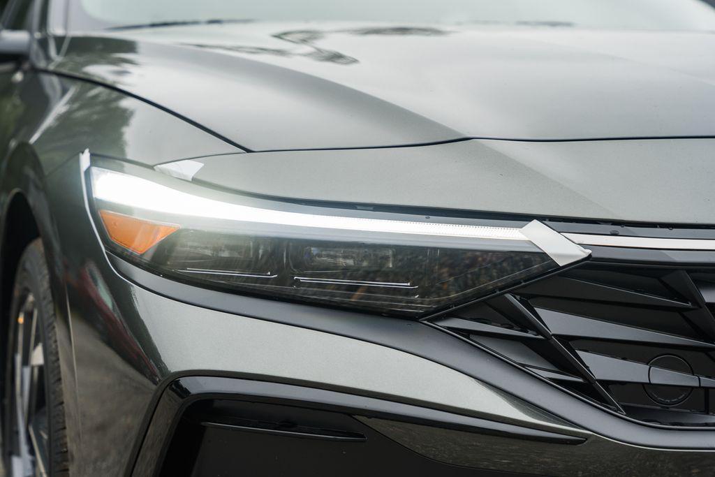 new 2025 Hyundai ELANTRA HEV car, priced at $24,654