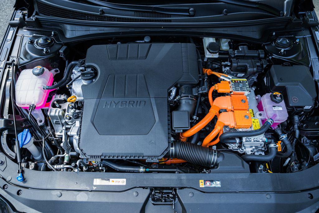 new 2025 Hyundai Elantra car, priced at $28,443