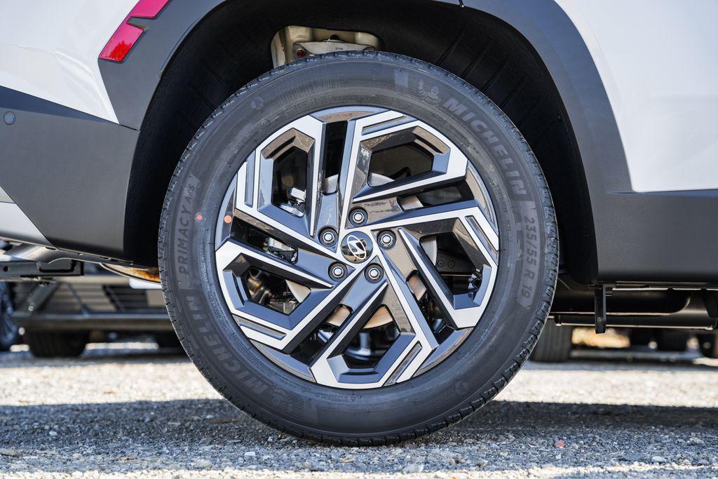 new 2026 Hyundai TUCSON Hybrid car, priced at $42,731