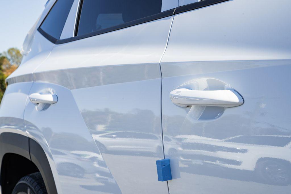 new 2026 Hyundai TUCSON Hybrid car, priced at $42,731