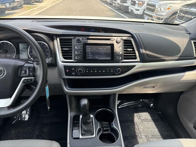 used 2019 Toyota Highlander car, priced at $21,000