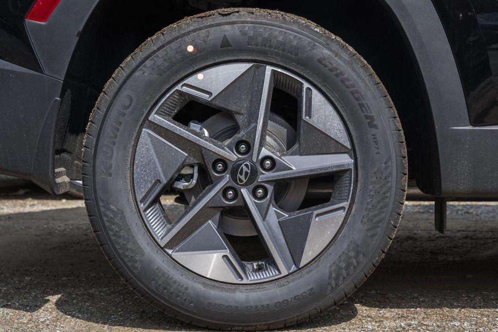new 2026 Hyundai Tucson car, priced at $29,425