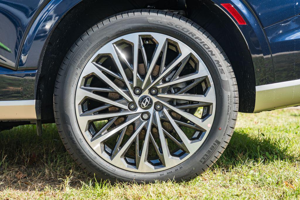 new 2026 Hyundai Palisade car, priced at $57,279