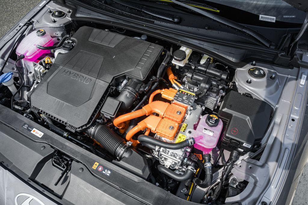 new 2025 Hyundai ELANTRA HEV car, priced at $24,912