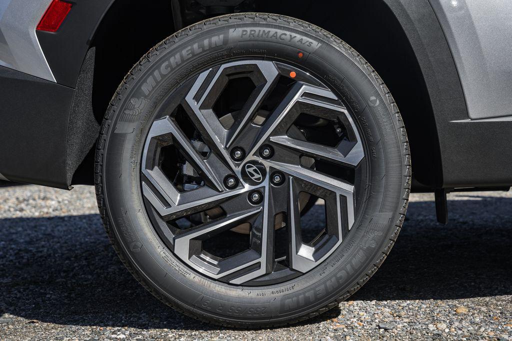 new 2026 Hyundai TUCSON Hybrid car, priced at $41,311