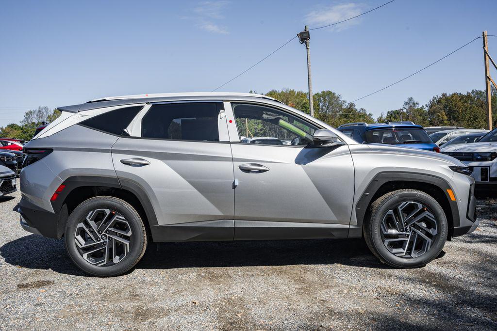 new 2026 Hyundai TUCSON Hybrid car, priced at $38,161