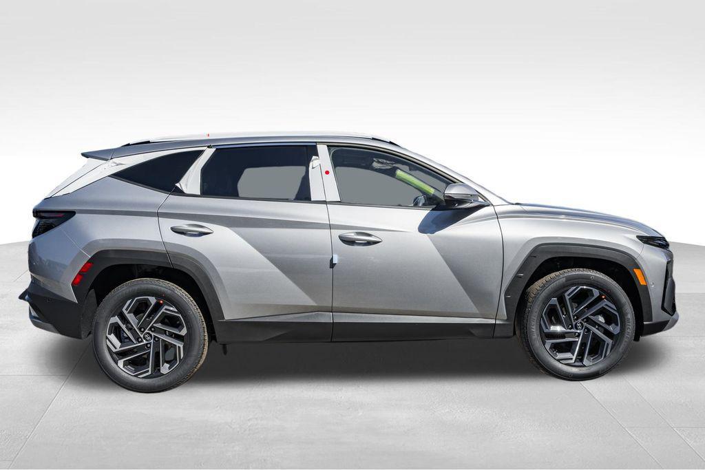 new 2026 Hyundai TUCSON Hybrid car, priced at $41,311