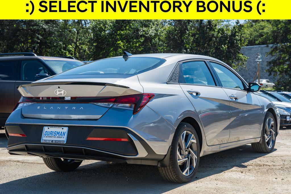 new 2025 Hyundai Elantra car, priced at $21,053