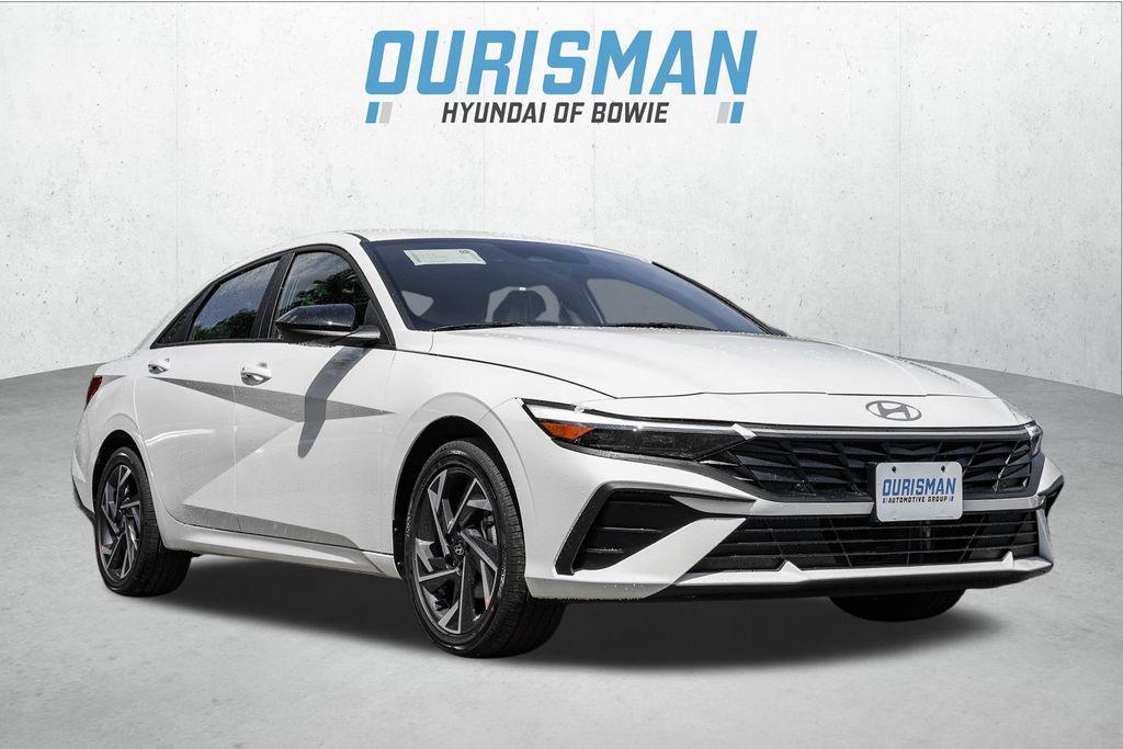new 2025 Hyundai Elantra car, priced at $27,054