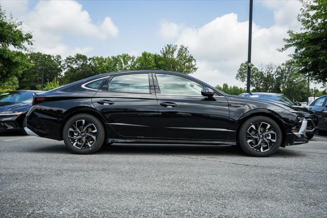 new 2025 Hyundai Sonata car, priced at $30,448