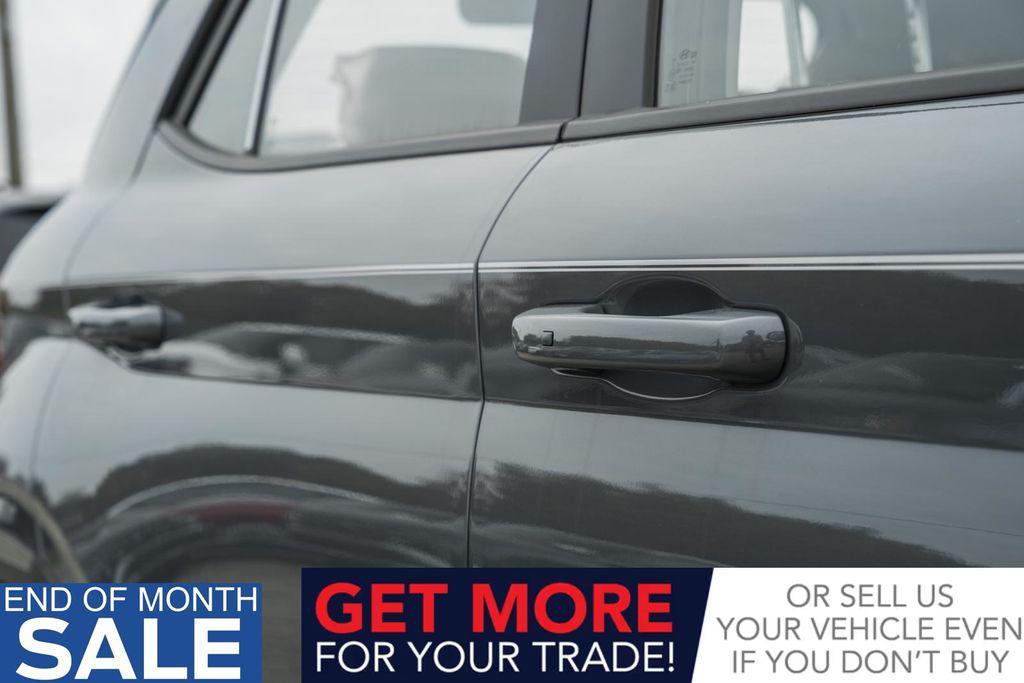 new 2025 Hyundai Venue car, priced at $20,660