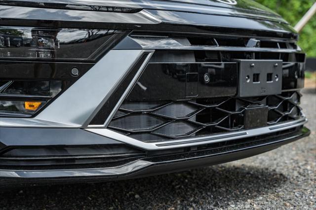 new 2025 Hyundai Sonata Hybrid car, priced at $38,810