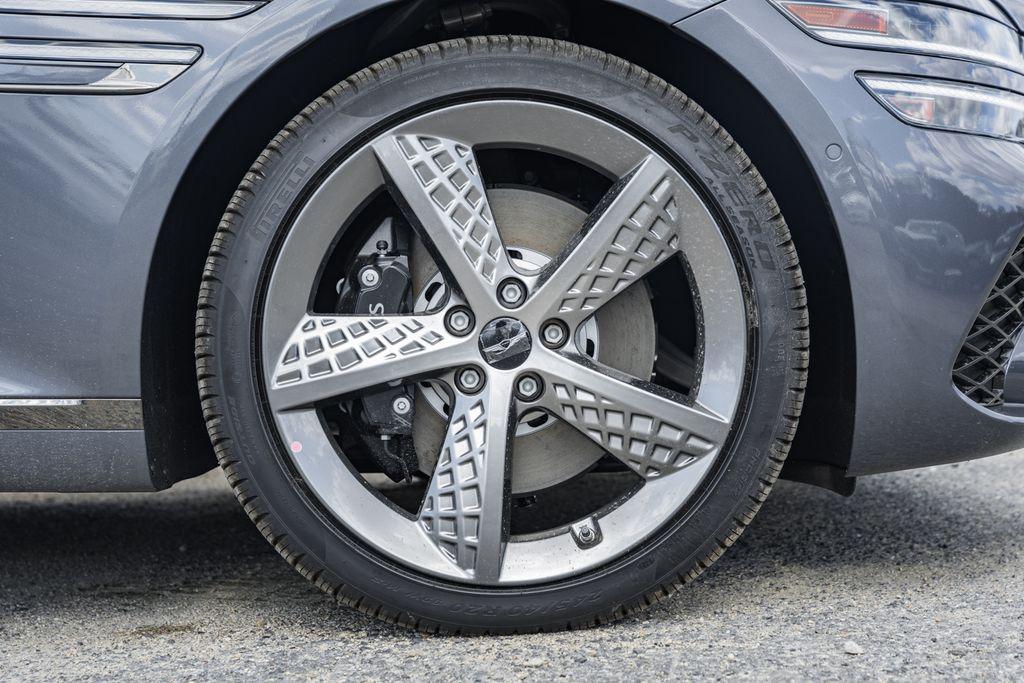 new 2026 Genesis G80 car, priced at $75,099