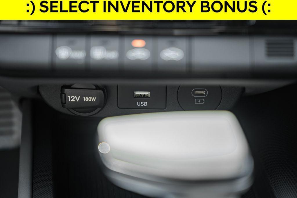 new 2025 Hyundai Elantra car, priced at $21,038