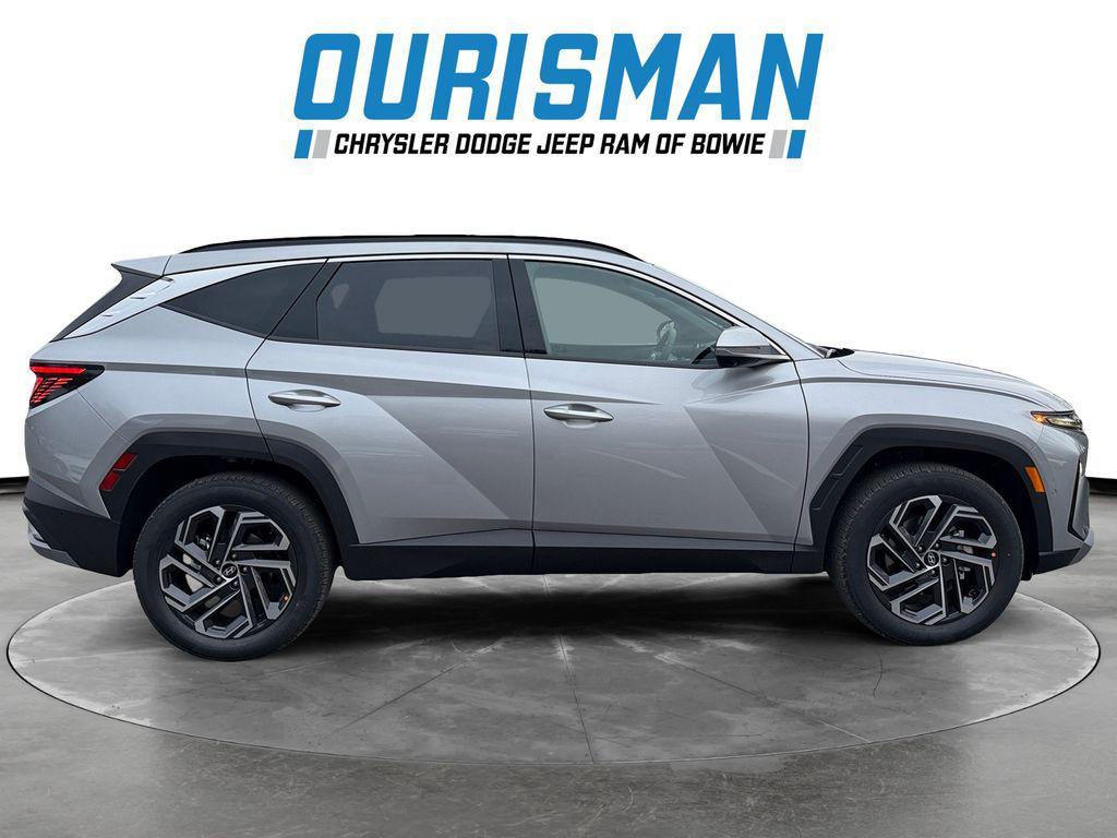 new 2026 Hyundai TUCSON Hybrid car, priced at $39,077