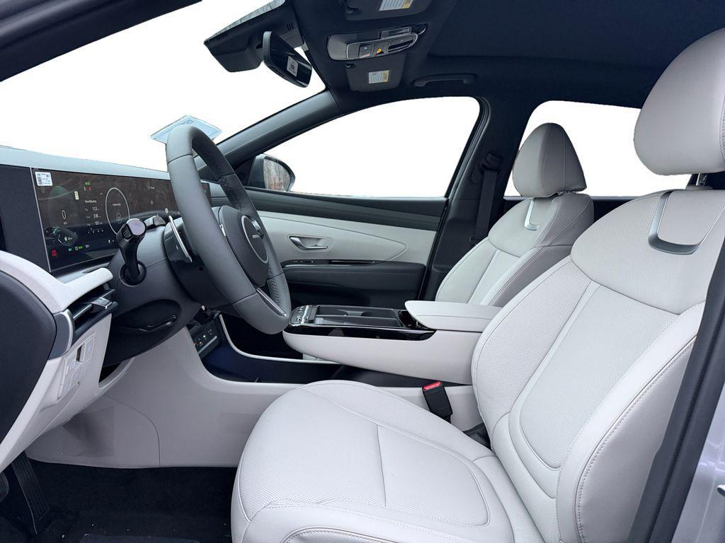 new 2026 Hyundai TUCSON Hybrid car, priced at $39,077