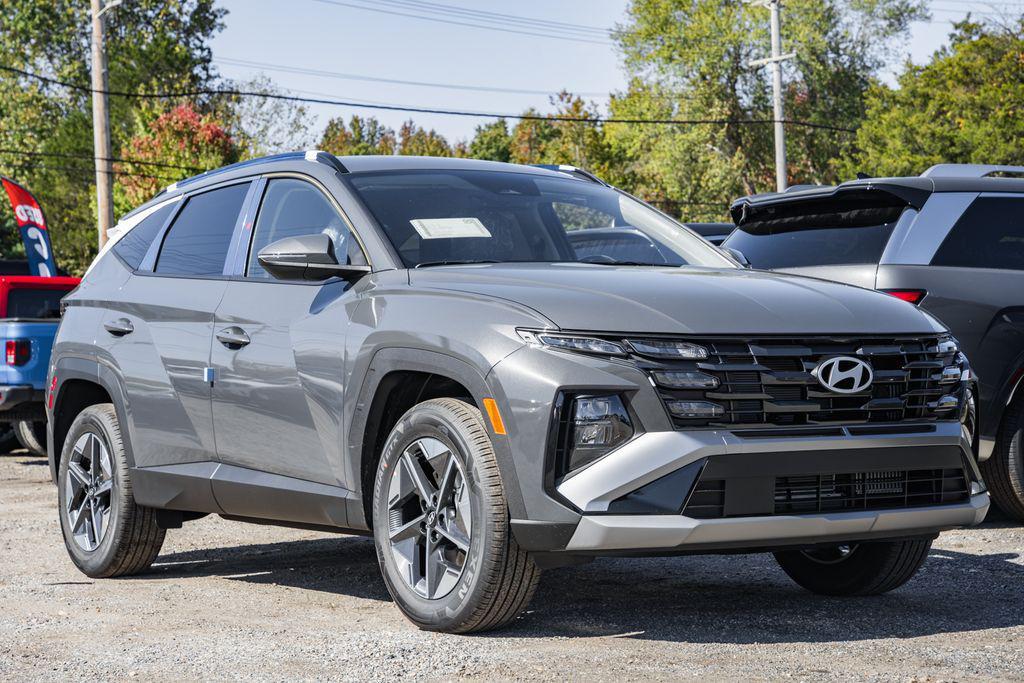 new 2026 Hyundai TUCSON Hybrid car, priced at $33,244