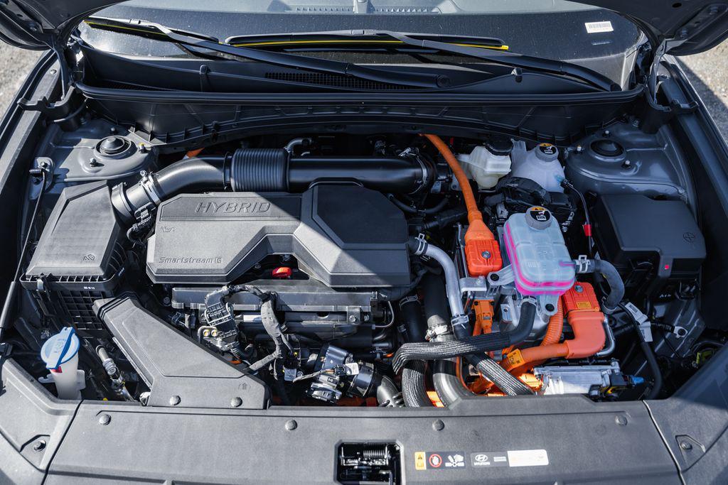 new 2026 Hyundai TUCSON Hybrid car, priced at $34,244