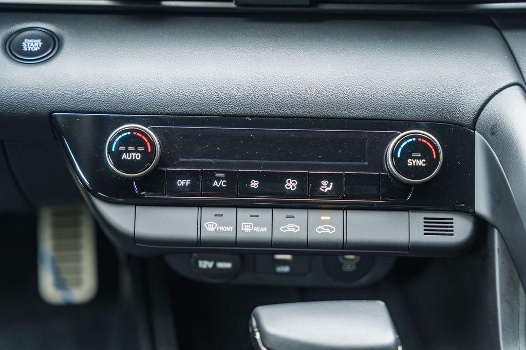 used 2025 Hyundai Elantra car, priced at $21,000