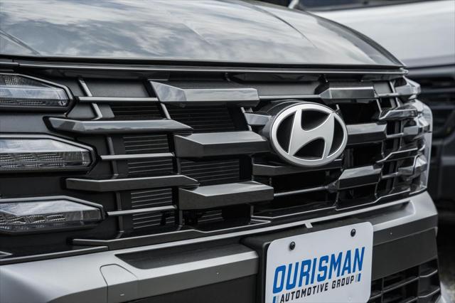 new 2025 Hyundai TUCSON Hybrid car, priced at $37,862