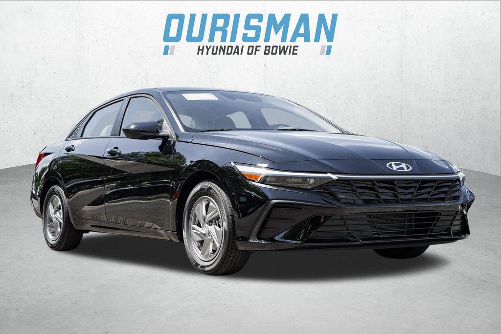 new 2025 Hyundai Elantra car, priced at $23,687
