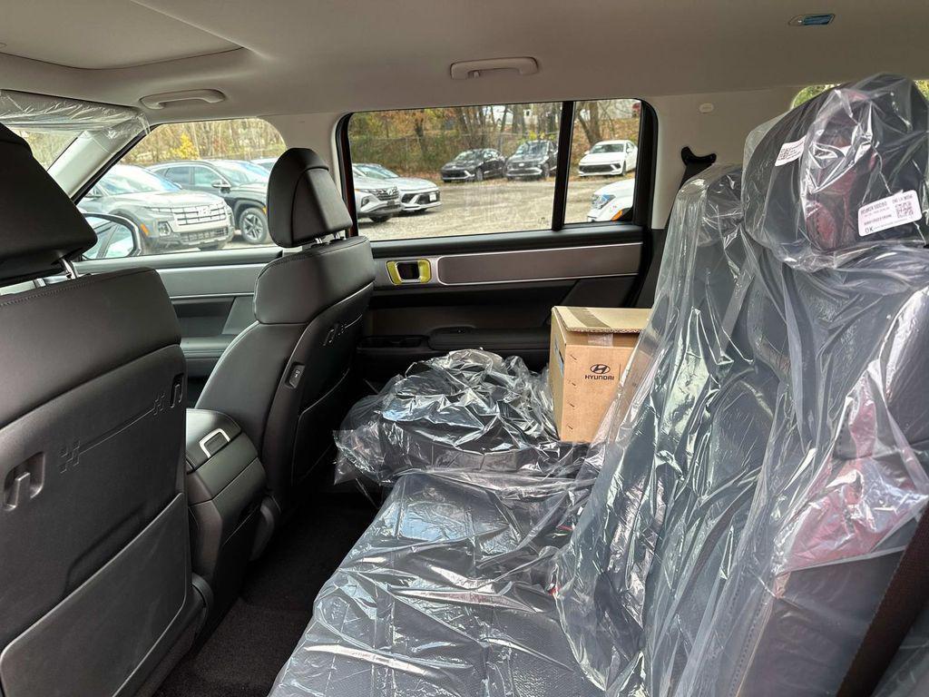 new 2025 Hyundai Santa Fe car, priced at $36,738