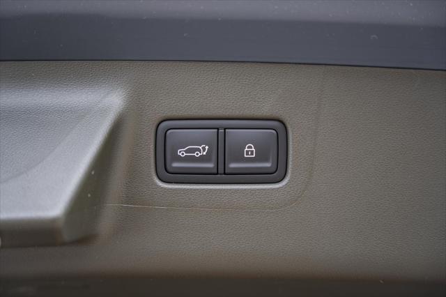 new 2025 Hyundai SANTA FE HEV car, priced at $50,989