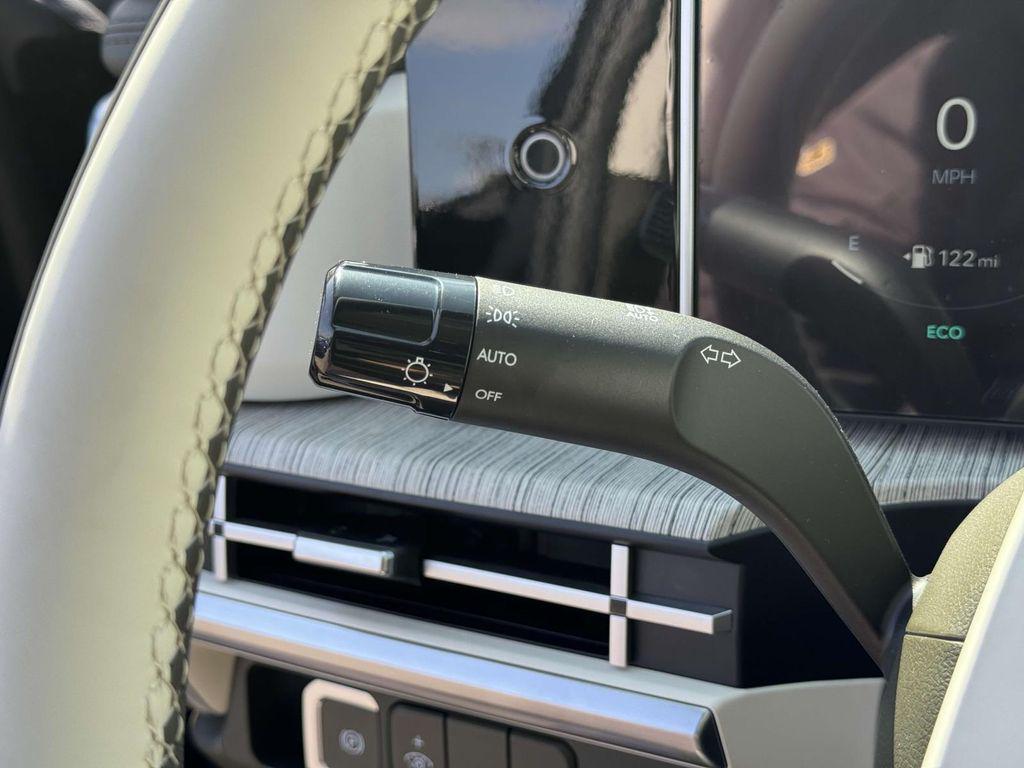 new 2025 Hyundai SANTA FE HEV car, priced at $42,277
