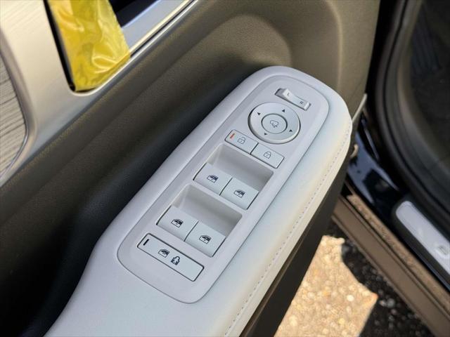 new 2025 Hyundai SANTA FE HEV car, priced at $46,527