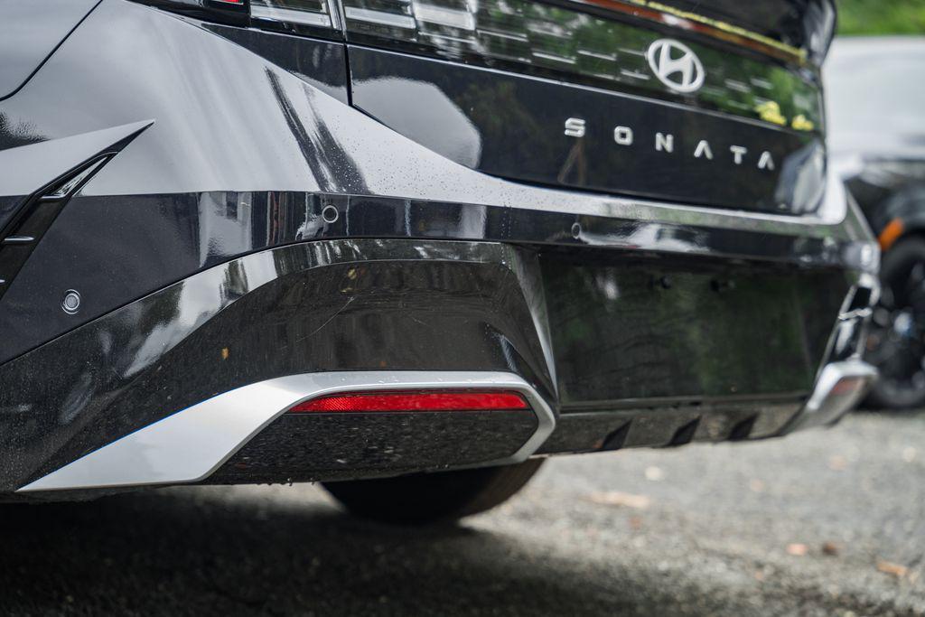 new 2025 Hyundai Sonata Hybrid car, priced at $37,387