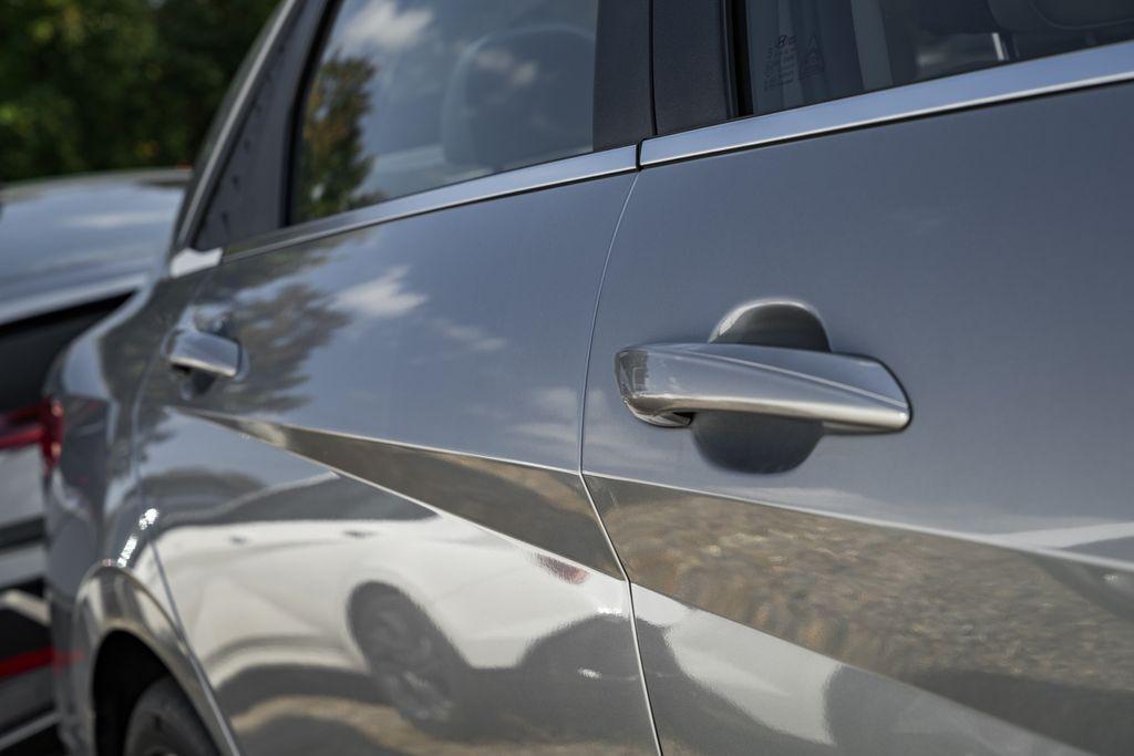 new 2025 Hyundai ELANTRA HEV car, priced at $24,644