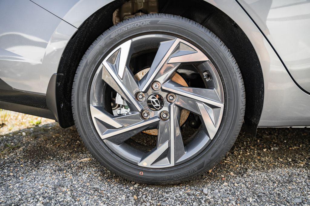 new 2025 Hyundai ELANTRA HEV car, priced at $24,644