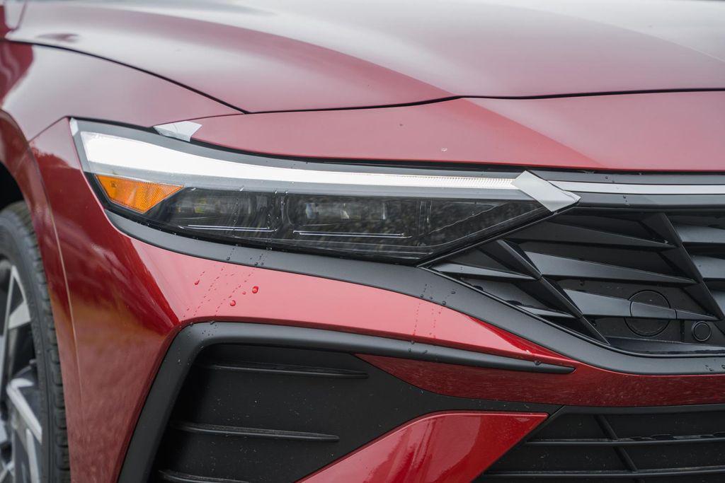 new 2025 Hyundai Elantra car, priced at $19,806