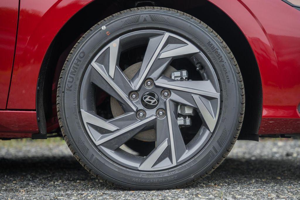 new 2025 Hyundai Elantra car, priced at $19,806